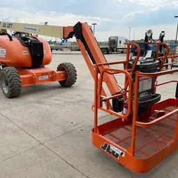 2013 JLG 600AJ Articulating Boom Lift