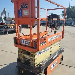 2017 JLG 1932R Scissor Lift