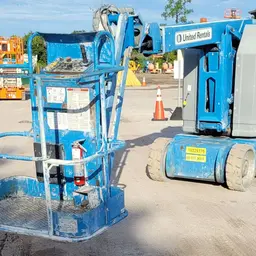 2014 Genie Z-30/20N RJ Articulating Boom Lift