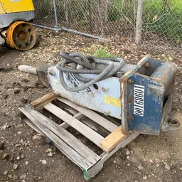2019 FURUKAWA F9 Attachment