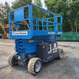 2016 Genie GS-4069DC Scissor Lift