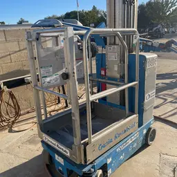 2016 Genie GR-20 Self-Propelled One-Person Lift