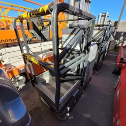 2015 JLG 20MVL Self-Propelled One-Person Lift