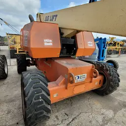 2015 JLG 800S Boom Lift