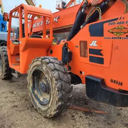 2016 SKYTRAK 10042 Forklift
