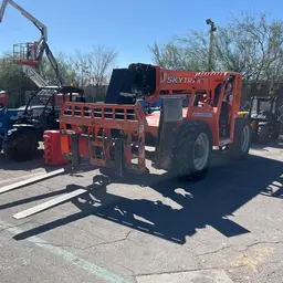 2017 SKYTRAK 10054 Forklift