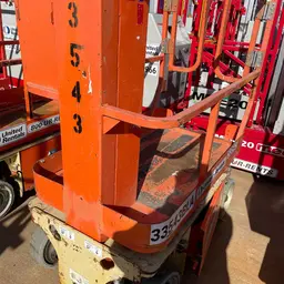 2016 JLG 1230ES Self-Propelled One-Person Lift