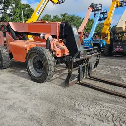 2016 SKYTRAK 8042 Forklift