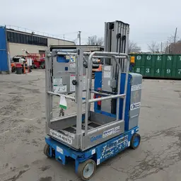 2015 Genie GR-20 Self-Propelled One-Person Lift