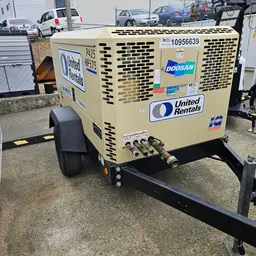 2019 Doosan P425/HP375EXT4I Air Compressor