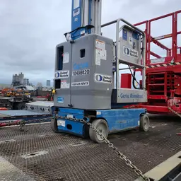 2016 Genie GR-20 Self-Propelled One-Person Lift