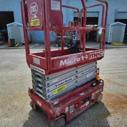 2017 MEC MICRO 19 Scissor Lift