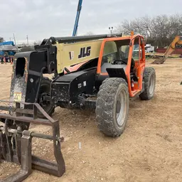 2017 JLG 943 Forklift