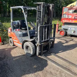 2019 Toyota 8FGU25 Warehouse Forklift