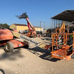 2013 JLG 400S Boom Lift