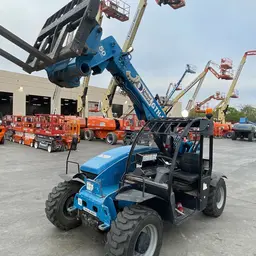 2017 Genie GTH-5519 Forklift