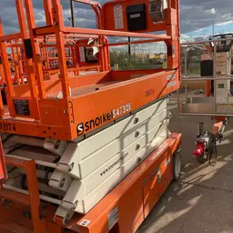 2018 Snorkel S4732E Scissor Lift