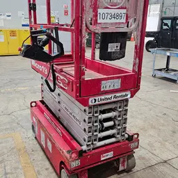 2018 MEC MICRO 19 Scissor Lift