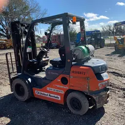 2017 Toyota 8FGU25 Warehouse Forklift