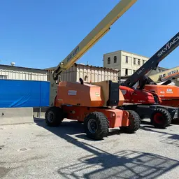 2013 JLG 800AJ Articulating Boom Lift