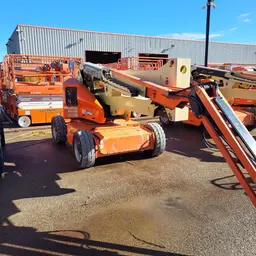 2014 JLG E450AJ Articulating Boom Lift