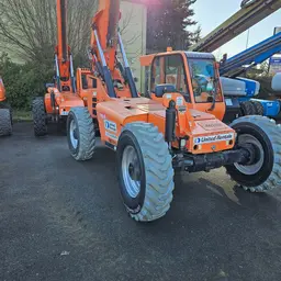 2017 SKYTRAK 8042 Forklift