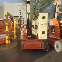 2014 JLG E450AJ Articulating Boom Lift