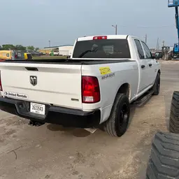 2018 Dodge 1500QUADSTGRWD Pickup Truck