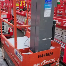 2016 Skyjack SJ12 Self-Propelled One-Person Lift