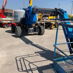 2015 Genie Z-62/40J Articulating Boom Lift