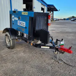 2021 Miller Welders Big Blue 300R Welder