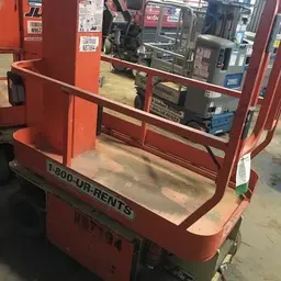 2014 JLG 1230ES Self-Propelled One-Person Lift