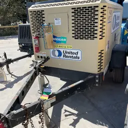 2018 Doosan P425/HP375WCUT4 Air Compressor