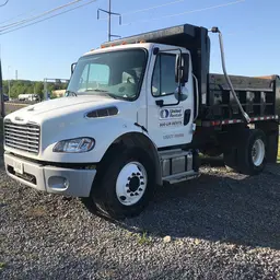 2019 Freightliner M2106HD