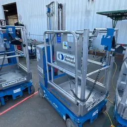 2016 Genie GR-20 Self-Propelled One-Person Lift