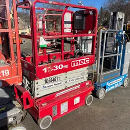 2017 MEC 1330SE Scissor Lift