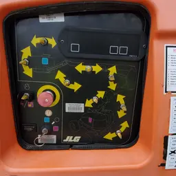 2014 JLG 600AJ Articulating Boom Lift