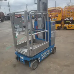 2017 Genie GR-20 Self-Propelled One-Person Lift
