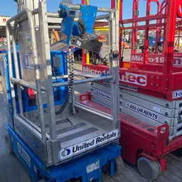 2016 Genie GR-20 Self-Propelled One-Person Lift