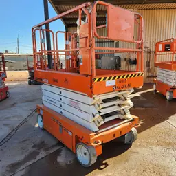 2016 Snorkel S4732E Scissor Lift