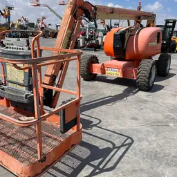 2012 JLG 600AJ Articulating Boom Lift