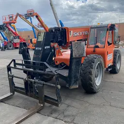 2017 SKYTRAK 10054 Forklift