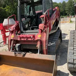 2017 Takeuchi TL10V2-CR Track Loader