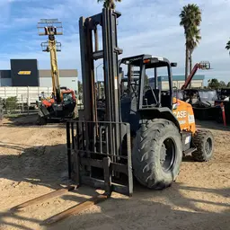 2018 Case 586H Rough Terrain Forklift
