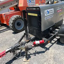 2021 Lincoln Electric VANTAGE 322 Welder