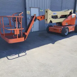 2013 JLG E450AJ Articulating Boom Lift