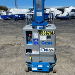 2017 Genie GR-20 Self-Propelled One-Person Lift
