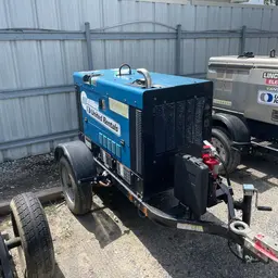 2019 Miller Welders Big Blue 300R Welder