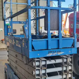2016 Genie GS-3232 Scissor Lift