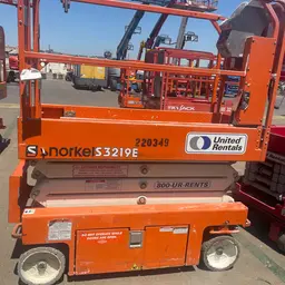 2018 Snorkel S3219E Scissor Lift